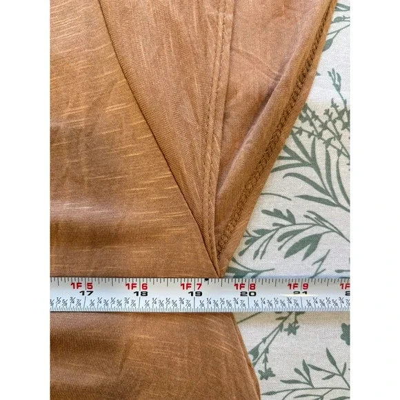 R Marks Women's XL Draped Ruched Front Top Rayon Short Sleeve Blouse Grimlincore - Picture 6 of 9